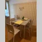 아파트 Lario Promenade: Family Friendly In *