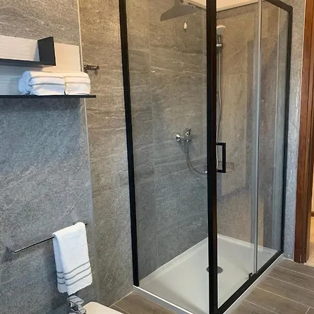 Lario Promenade: Family Friendly In Όπως