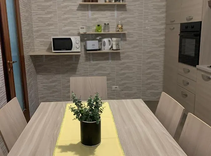 Lario Promenade: Family Friendly In Como